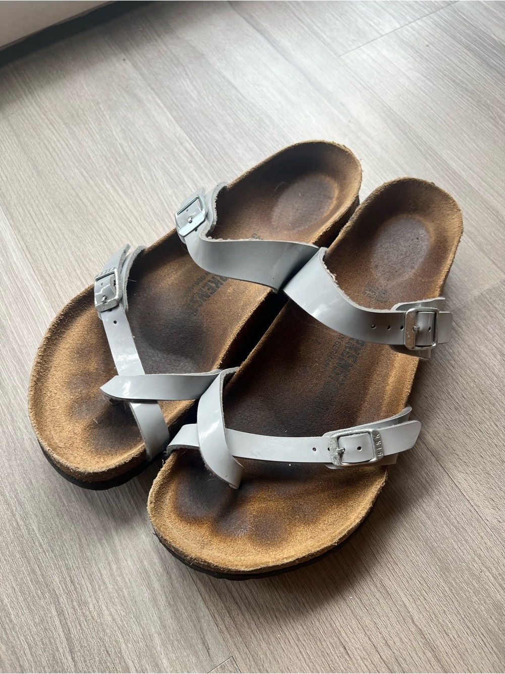 Birkenstock Mayari Patent White Sandals Size 40 EU / 9 US Women